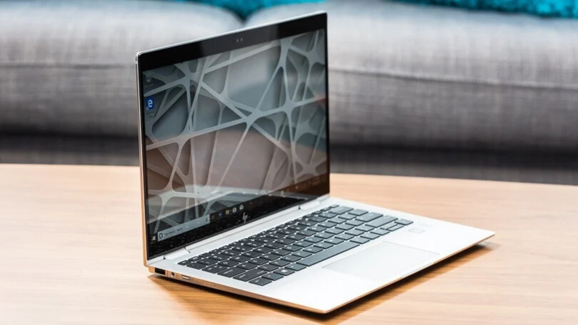 HP EliteBook x360 1030 G3